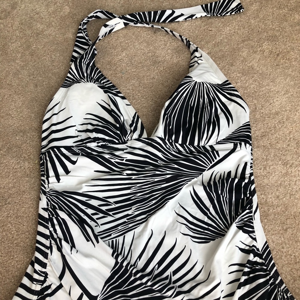 Tommy Bahama Swim Top M
